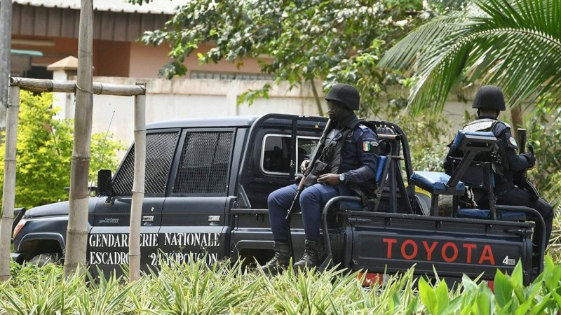 Les deux gendarmes ivoiriens detenus au Burkina Faso liberes grace a une mediation togolaise